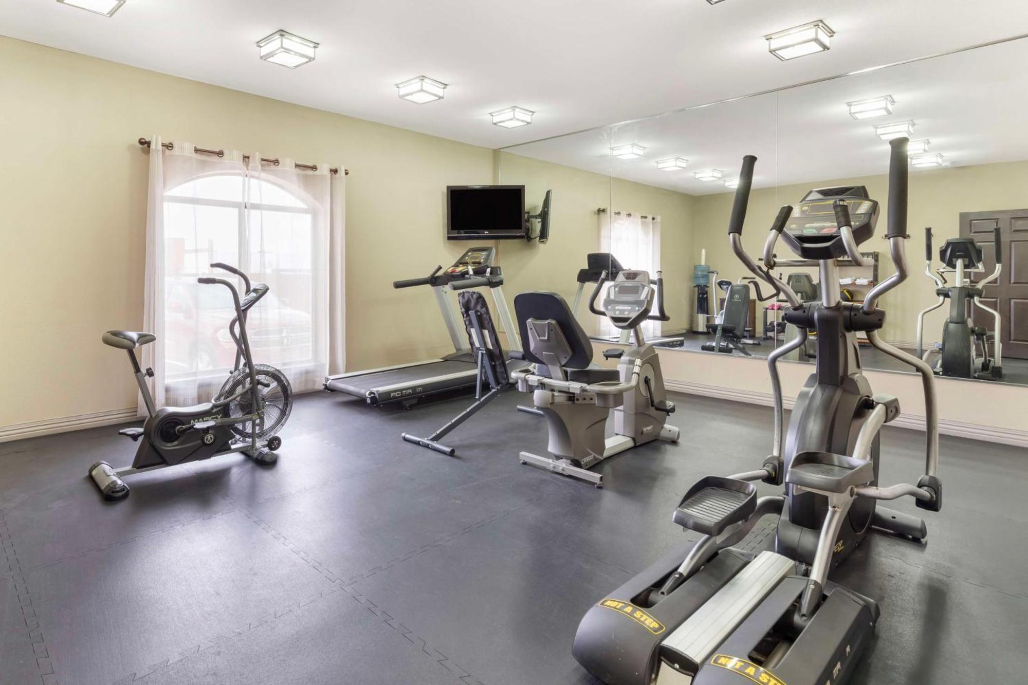 Best Western Near Lackland Afb Seaworld San Antonio Esterno foto